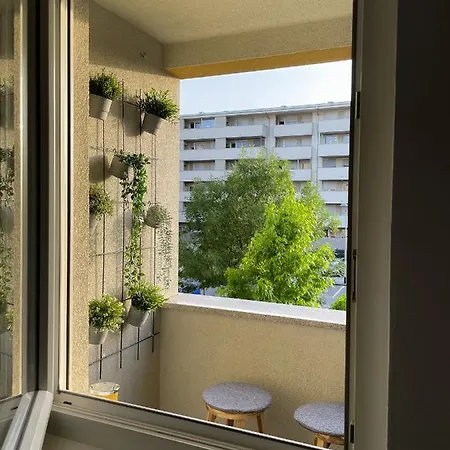 Apartman Welcome To Tresnjevka Zagreb Exterior photo