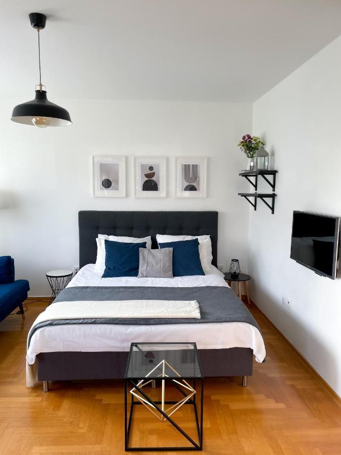 Welcome To Tresnjevka Apartment *